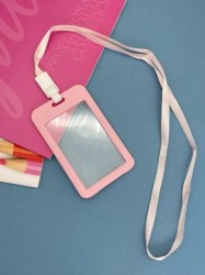Бейдж Алеф 133-097 110*70мм "Clear color" pink вертикальный на шнурке
