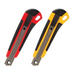 Нож канц. 18мм Brauberg 230919/271351 "Universal", резиновые вставки, 2 запасных лезвия