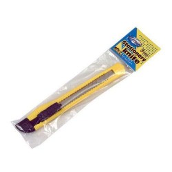 Нож канц.  9мм Centrum 80336 пласт/корпус